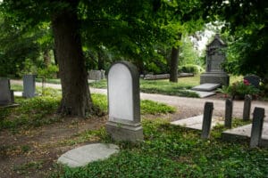 Resurrection Cemetery, part of Illinois haunted Archer Avenue Triangle