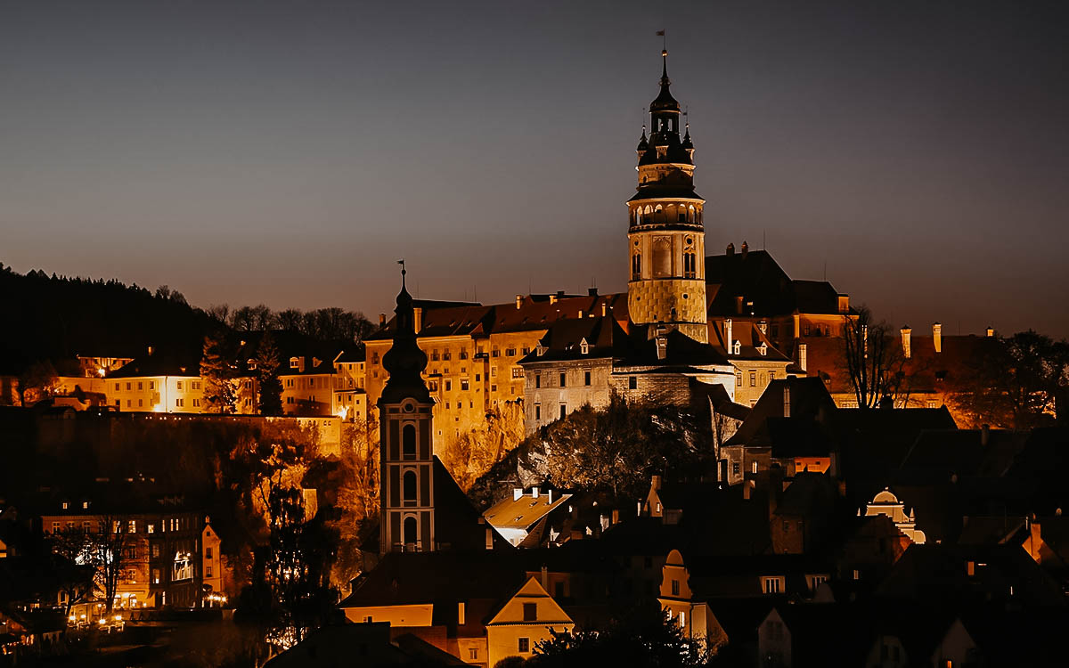 Český Krumlov Castle. Medieval Castle Tours, Prague Tours
