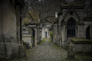 Pere La Chaise Cemetery. Is Paris Haunted, haunted Paris, haunted, Paris